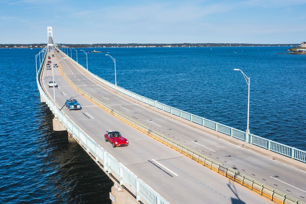 Audrain 2021 Motor week cars on bridge