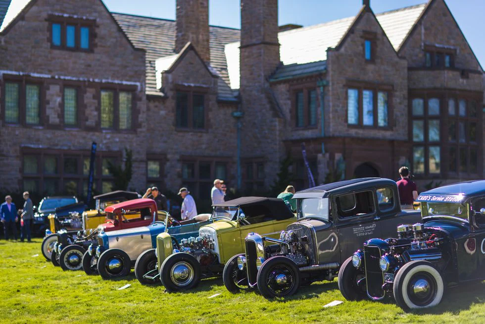 Audrain The gathering cars