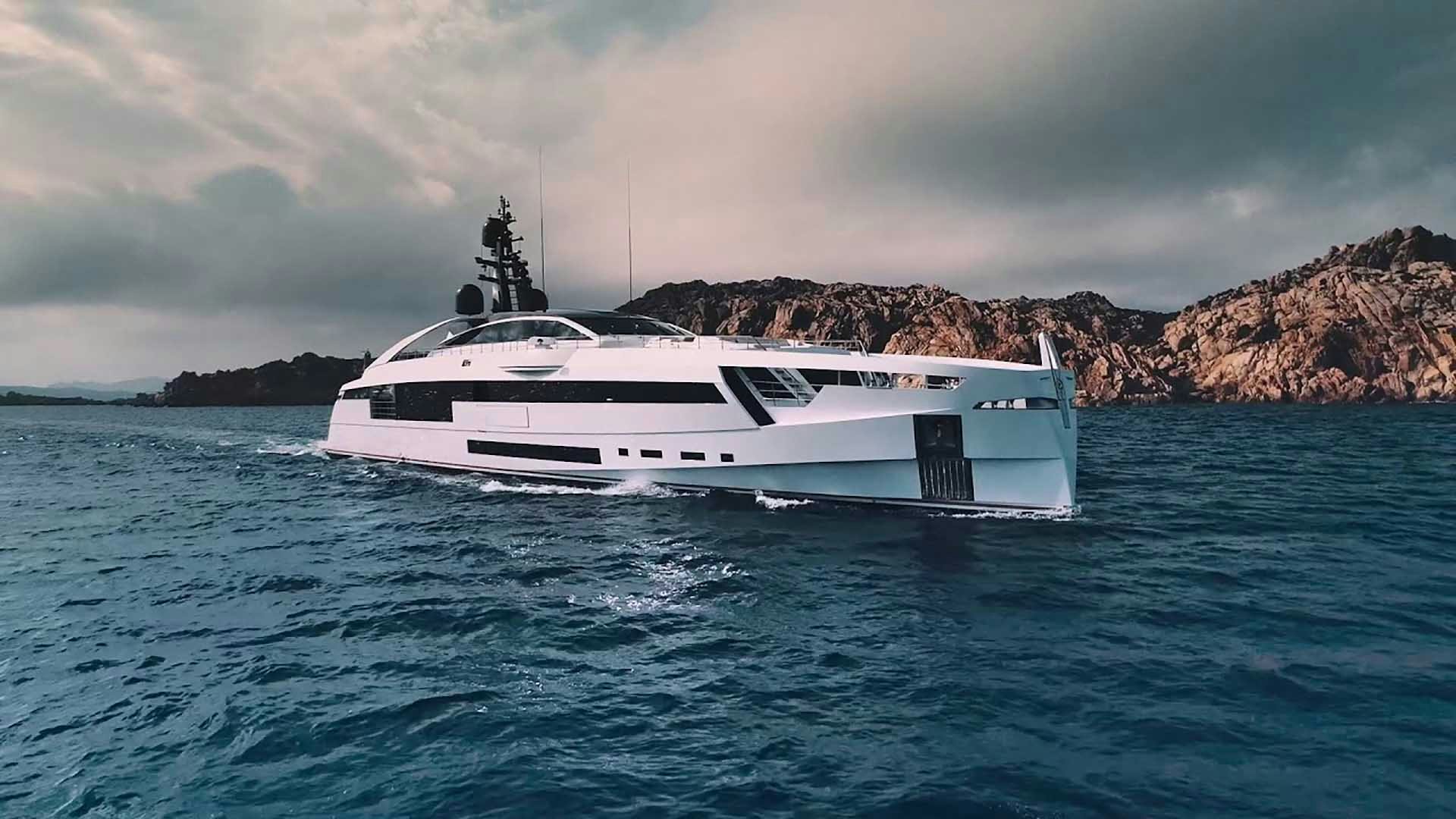 rossinavi-shipyard