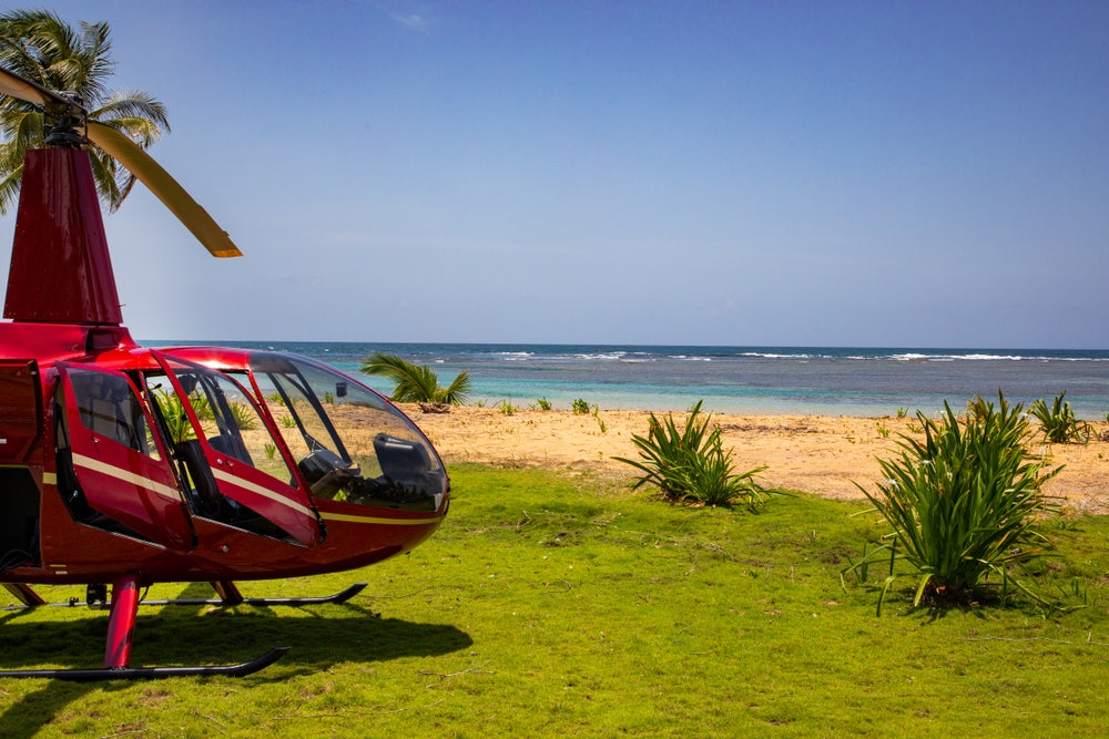 Exclusive,Luxury,Helicopter,Tour,In,The,Caribbean