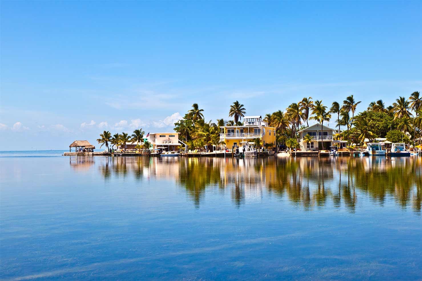 Homes on the water in Key Largo, Florida