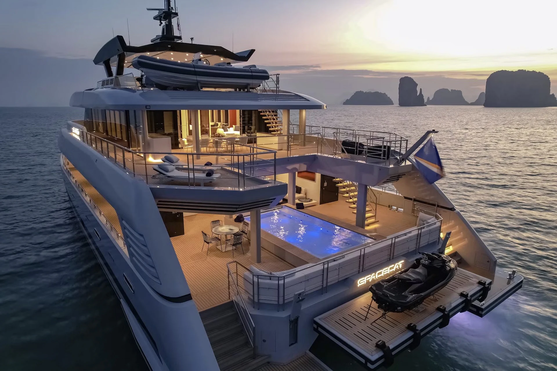 White Lotus Yacht for Charter SPACECAT