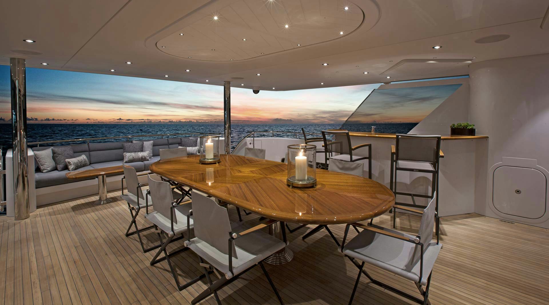 westport-112-yacht-aft-deck-sunset