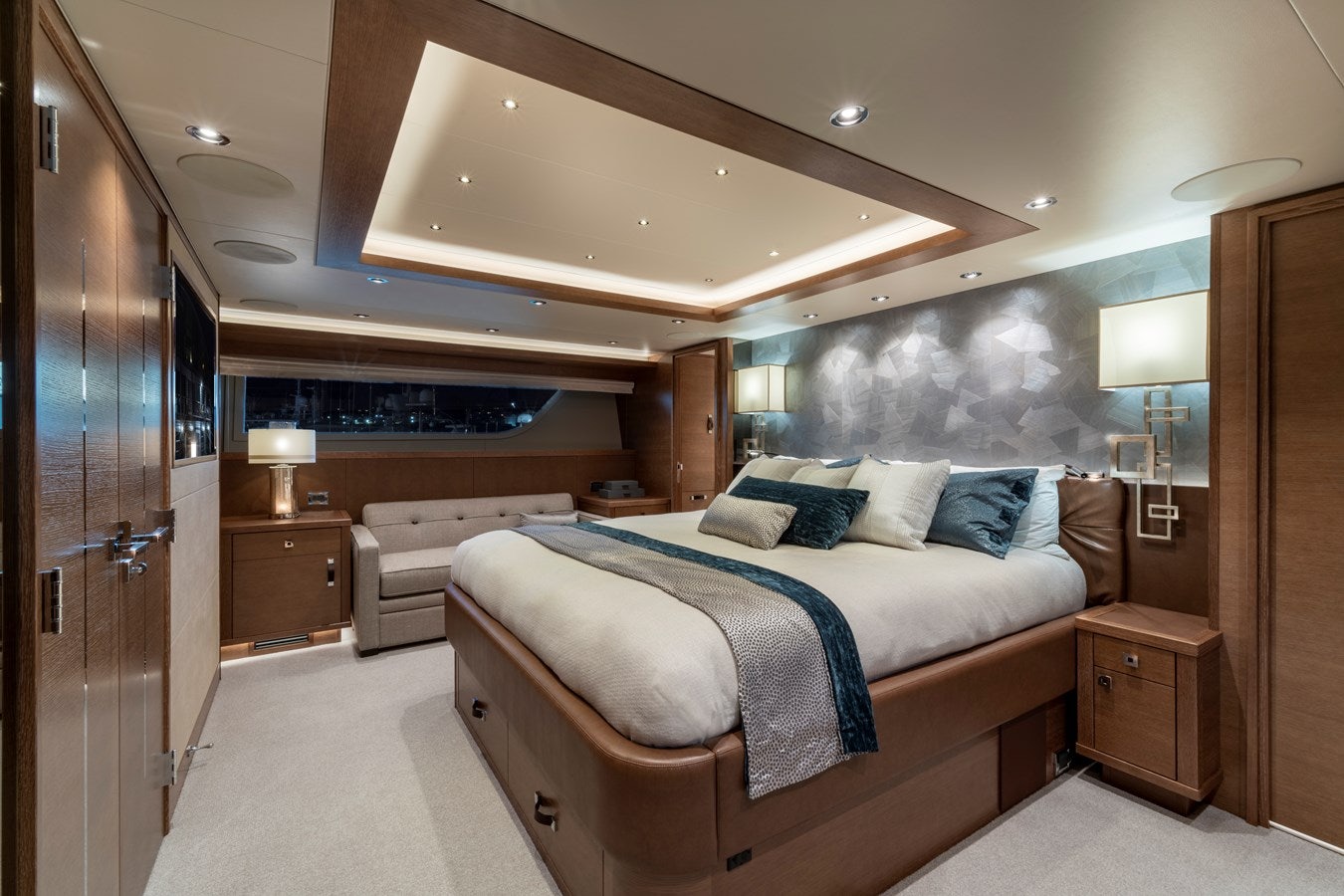 westport-112-yacht-for-sale-master-stateroom