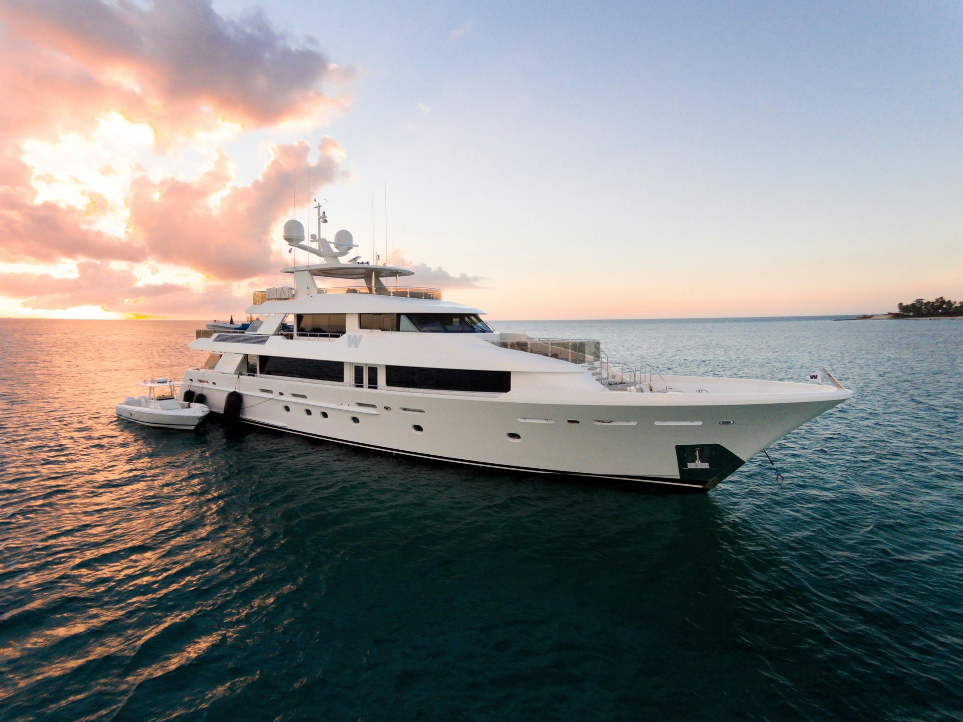 westport-130-superyacht-for-sale