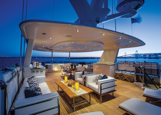 westport-164-yacht-for-sale-sun-deck